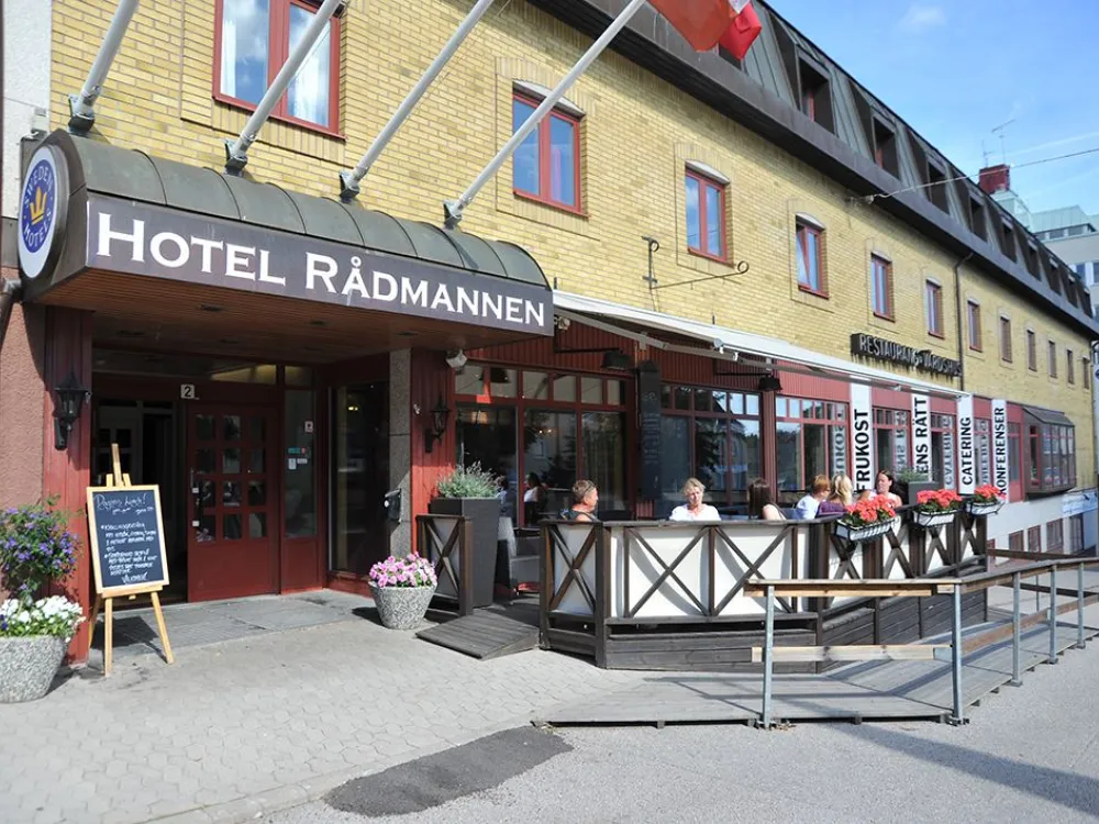 exteriör-dag-vår.jpg