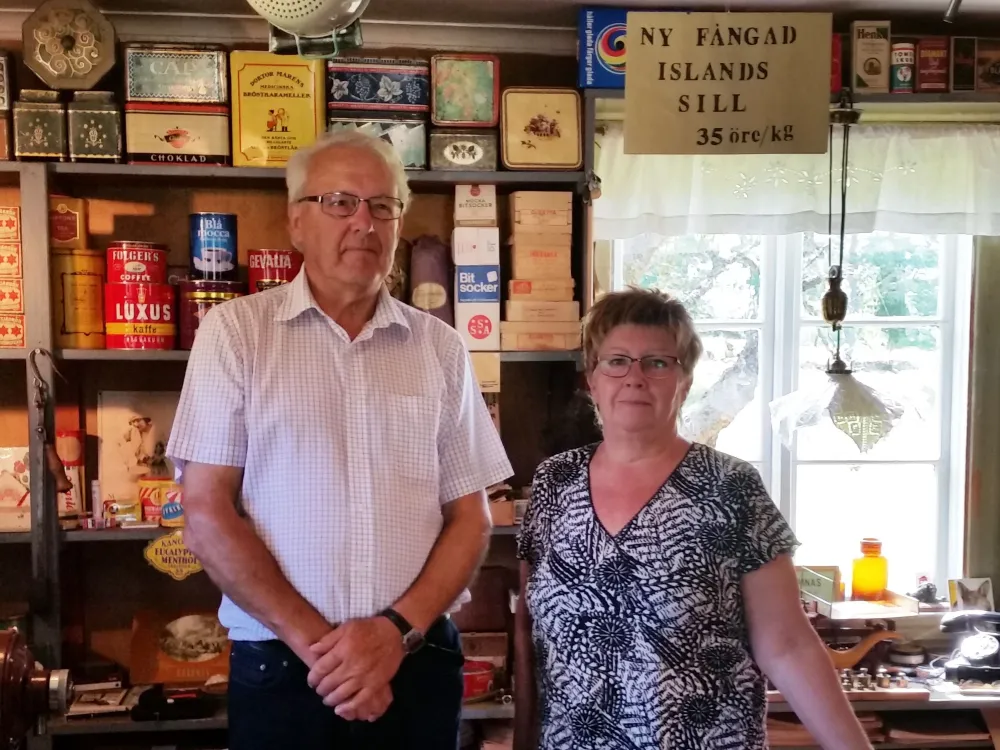 J.E. Lindstrand Grocery & Miscellaneous