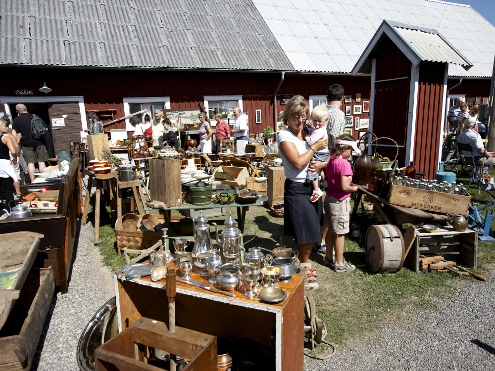 Östregårds antik och loppis