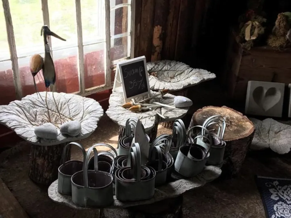 Broaskogs  Gårdsbutik och café